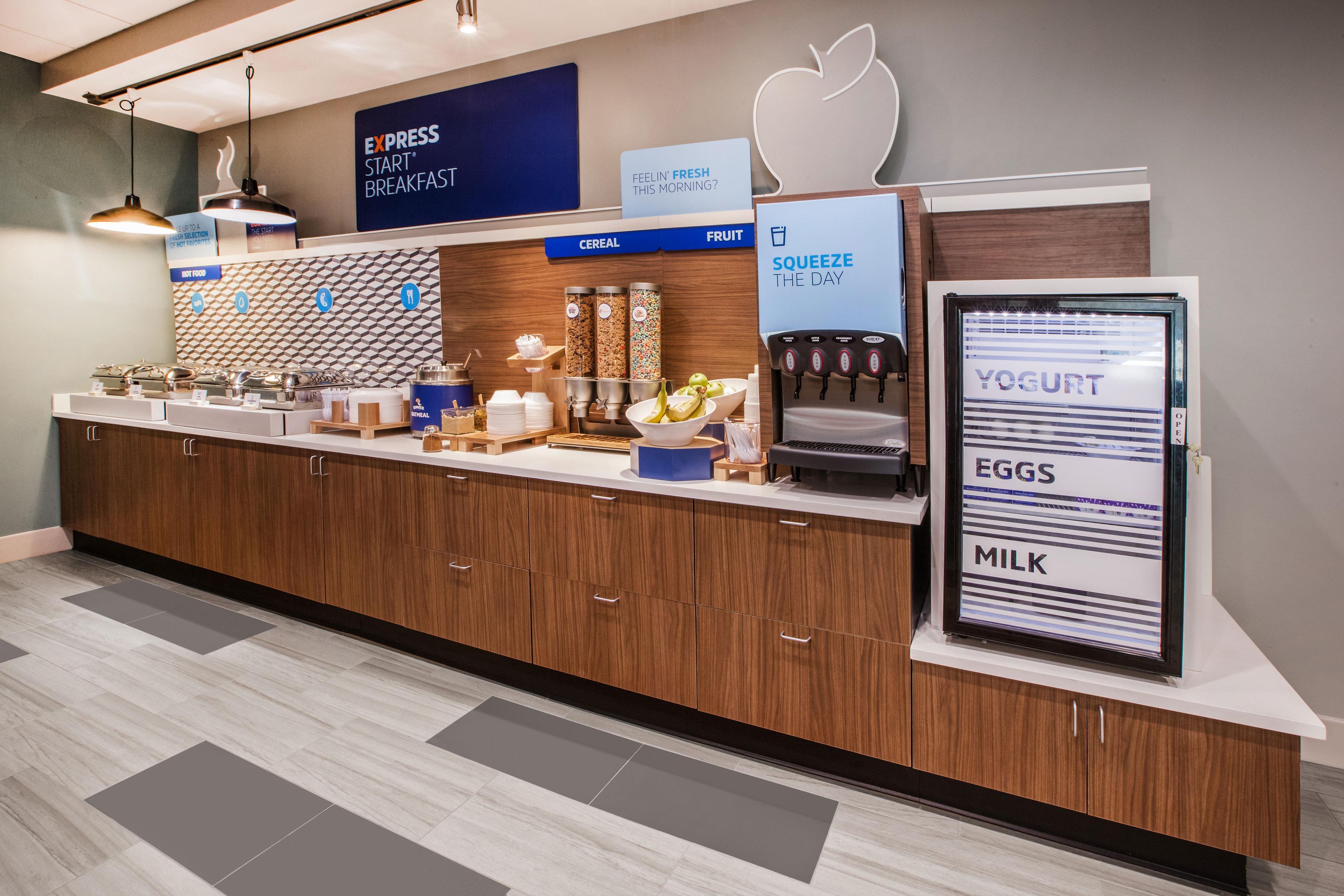 Holiday Inn Express Hotel & Suites Crawfordsville By Ihg Экстерьер фото