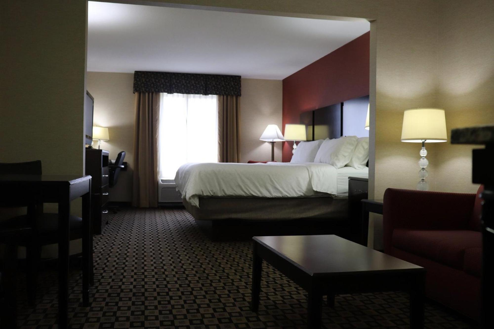 Holiday Inn Express Hotel & Suites Crawfordsville By Ihg Экстерьер фото